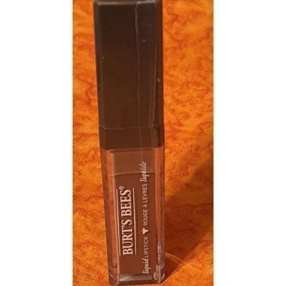 Burt's Bees Liquid Lipstick #801 Sandy Seas - Picture 2 of 4